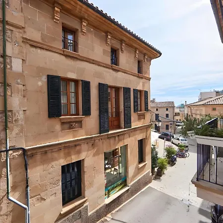 32 2 * Pollença